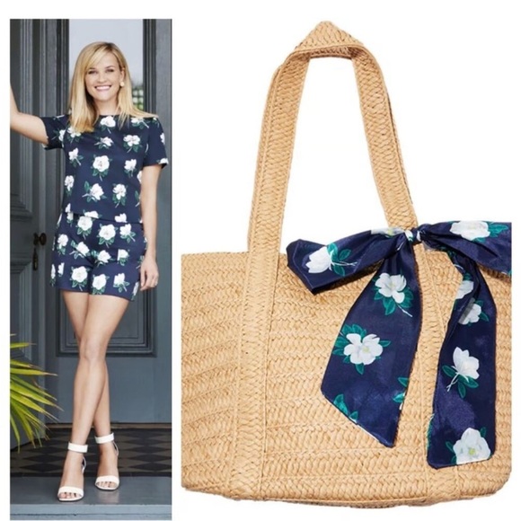 Draper James Nashville store casual Tote Straw shoulder bag with scarf. - Picture 1 of 7